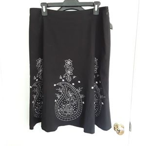 Black A-line Loft skirt with paisley pattern